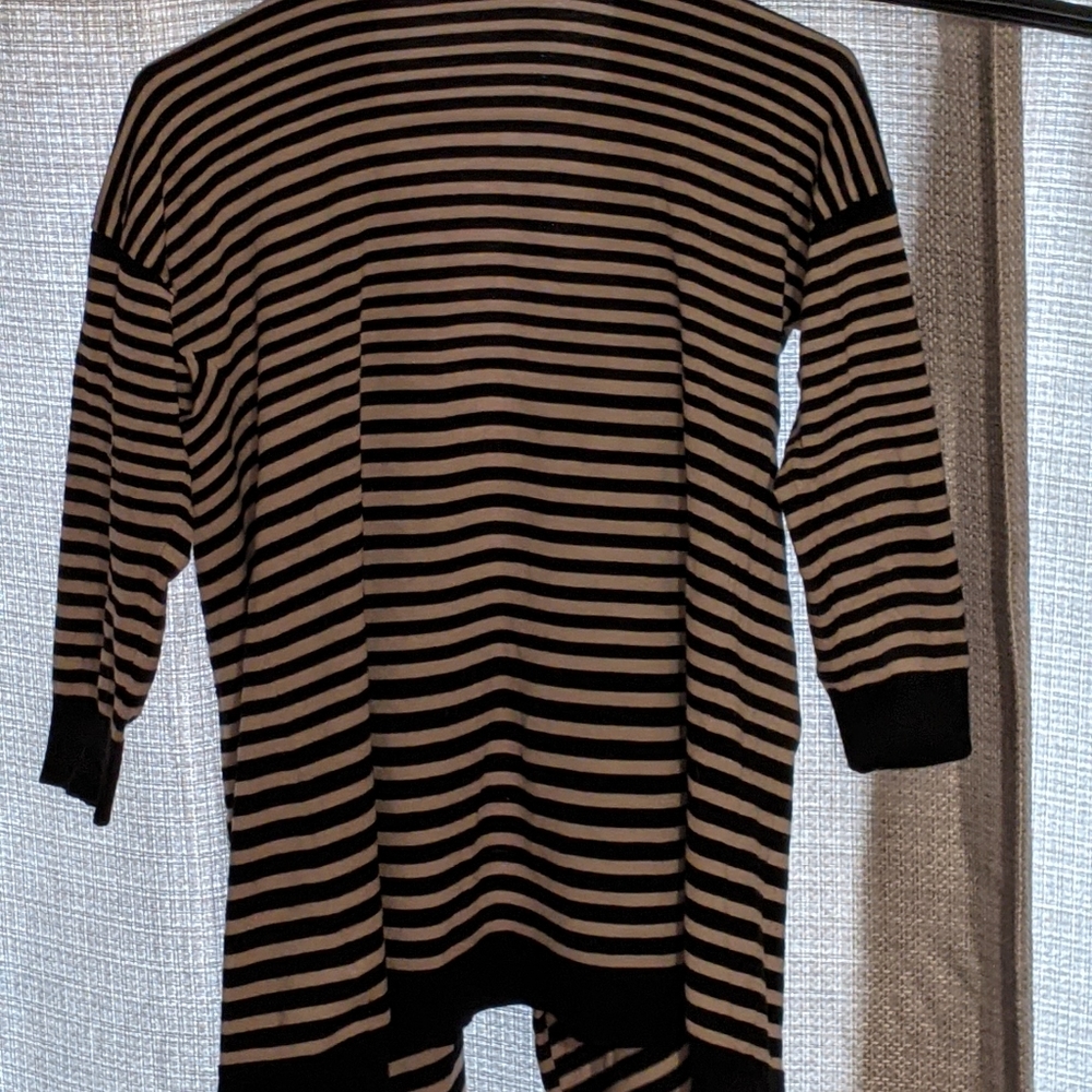 Cardigan - Picture 3 of 3